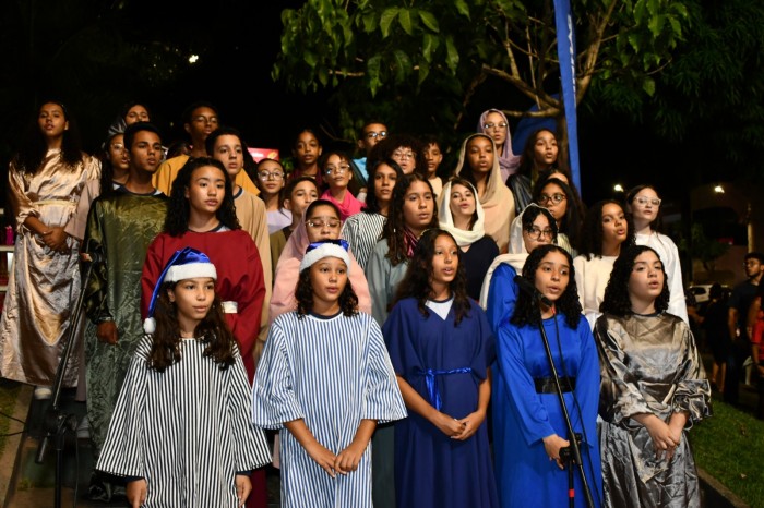 Cerca de mil pessoas apreciam Cantata de Natal na Praça Rui Barbosa
