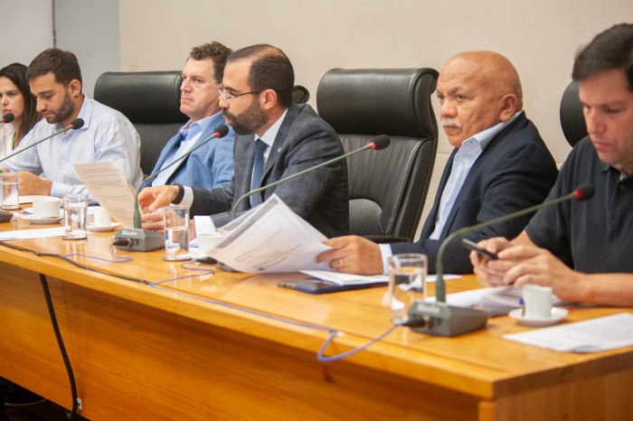 CCJ aprova projeto de privatização da Rodoviária