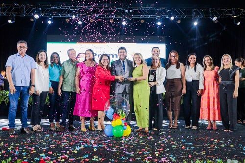 Governador Rafael Fonteles premia escolas com as melhores práticas de alfabetização do Piauí