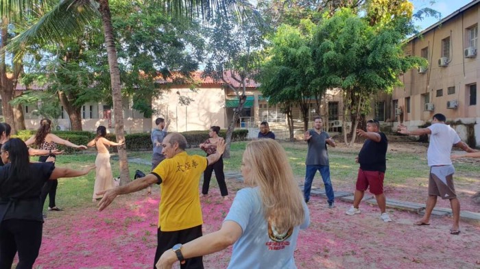 Pacientes com transtornos mentais e profissionais da saúde participam de práticas integrativas para o cuidado da saúde mental