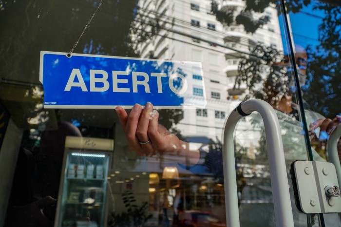 Governo de SC arrecada R$ 3,7 bilhões em novembro, desempenho menor do que o registrado em outubro de 2023