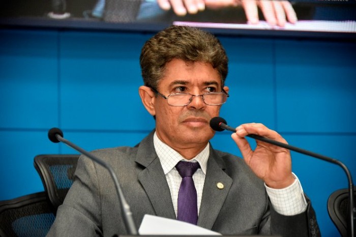 Matéria amplia divulgação do Disque 100 em estabelecimentos do Estado