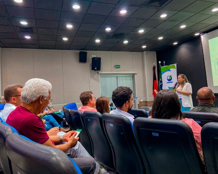 Projeto Praia Limpa inicia atividades com capacitação e ações serão realizadas até fevereiro