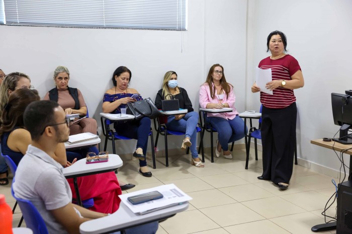 Farmacêuticos da rede municipal recebem capacitação no protocolo de toxoplasmose gestacional e de sífilis