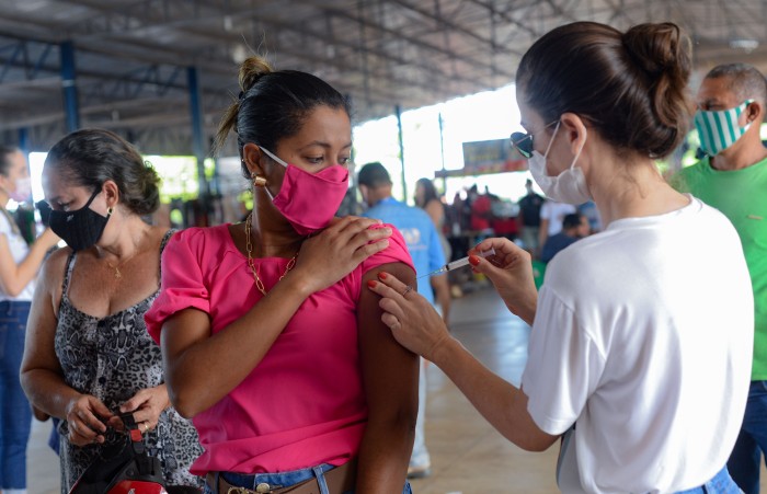 Semus leva vacinação para Feira do Aureny I no domingo, 10