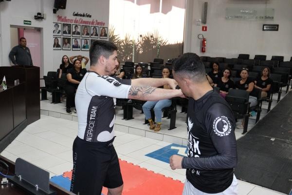 Câmara de Sorriso oferece treinamento voltado para defesa pessoal feminina