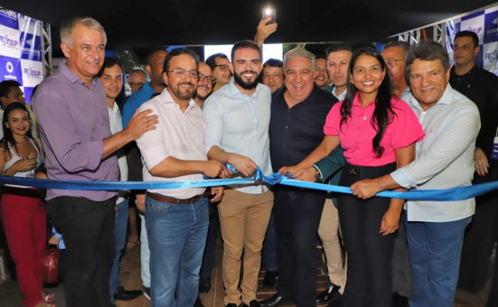 Governador em exercício, Laurez Moreira, realiza a abertura da 1º edição da Feira de Negócios da Região Sul de Palmas