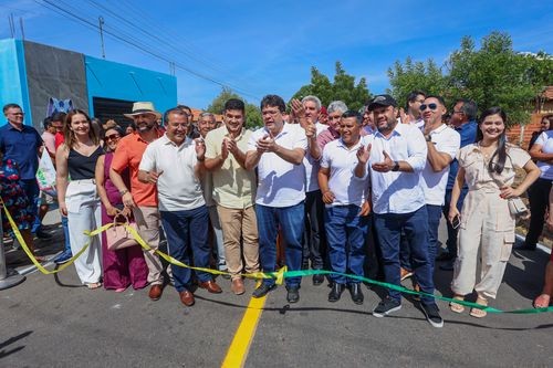 Governador entrega 8 mil m² de asfalto em Milton Brandão e anuncia investimentos de R$ 6 milhões para recuperação de rodovias
