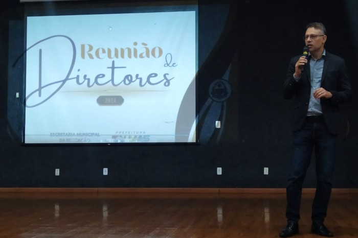 Semed promove reunião de encerramento do ano letivo com gestores escolares