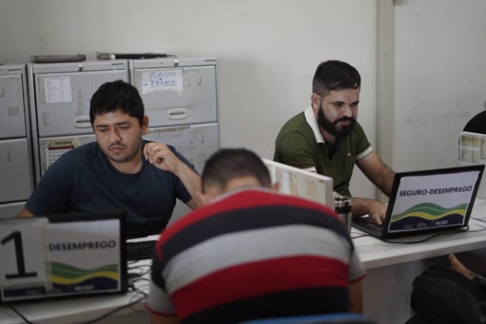 Sine Amazonas divulga 139 vagas de emprego para esta terça-feira