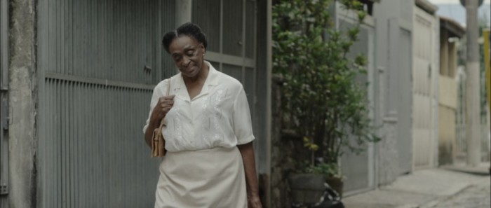 Cine por Elas homenageia a escritora bell hooks na segunda sessão do projeto “Mulheres que Inspiram”