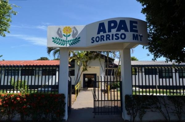 Parlamentar repassa R$ 50 mil de emenda impositiva para ajudar na manutenção das atividades da Apae