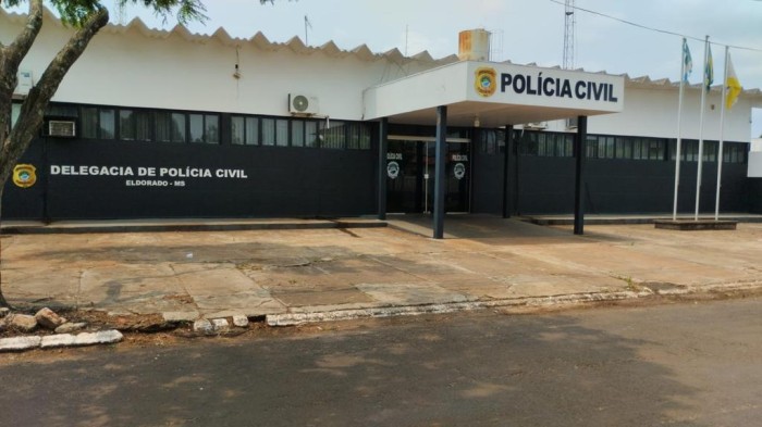 Dois são presos por tráfico de drogas em Eldorado