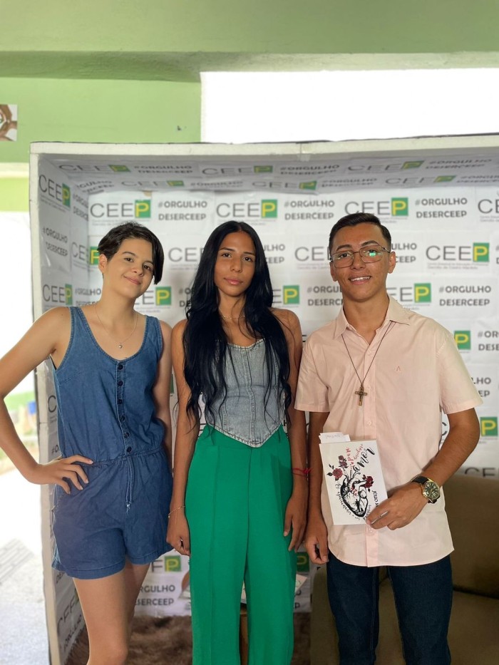 Alunos Seduc lançam livro de poemas em São Raimundo Nonato