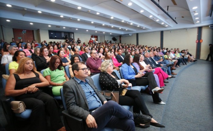 Governo do Tocantins reconhece boas práticas educacionais e realiza premiação do Escola que Transforma