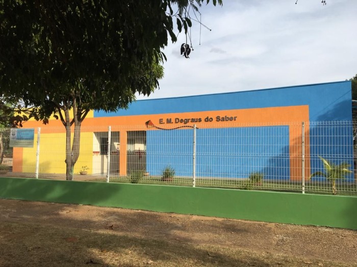 Escola Municipal Degraus do Saber realiza bailinho da saudade com premiação aos melhores da OBMEP