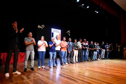 ‘Oscar do Esporte’ de Praia Grande premia atletas que se destacaram em 2023