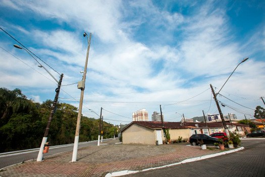 Conjuntos habitacionais de PG recebem câmeras de segurança