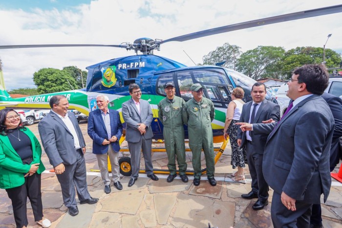 Rafael Fonteles entrega helicóptero, viaturas e novos equipamentos para as Polícias Civil e Militar
