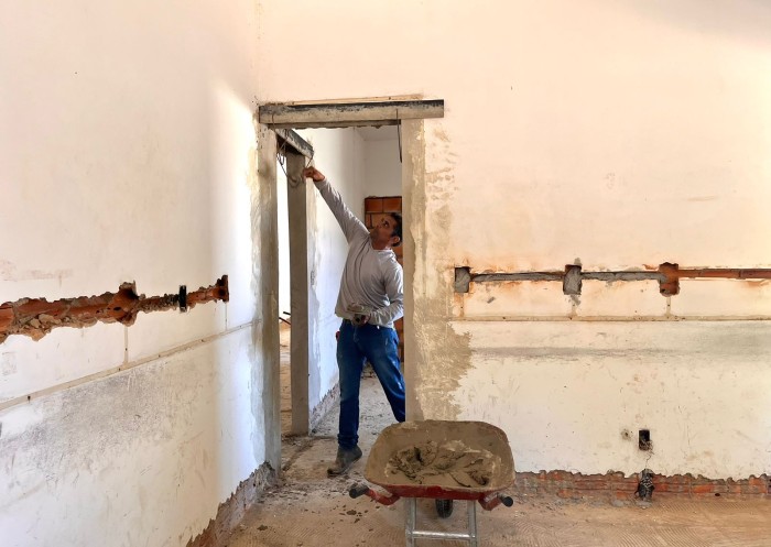 Obras na UVCZ estão avançadas e novo piso começa ser instalado essa semana