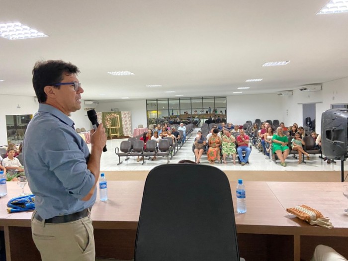Estudantes da Escola Joaquim F. Rosa lançam livro de poemas ‘Costa Rica, Cidade...