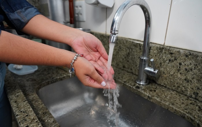 Vai viajar ou ficar em casa? Confira as dicas do Saae para evitar desperdício de água