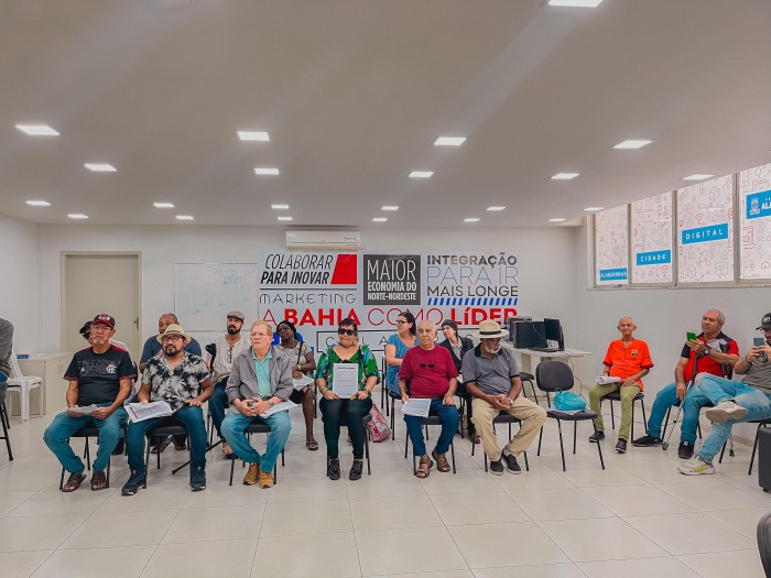 Selecionados no Edital Jorge Galdino assinam documentação para liberação dos recursos