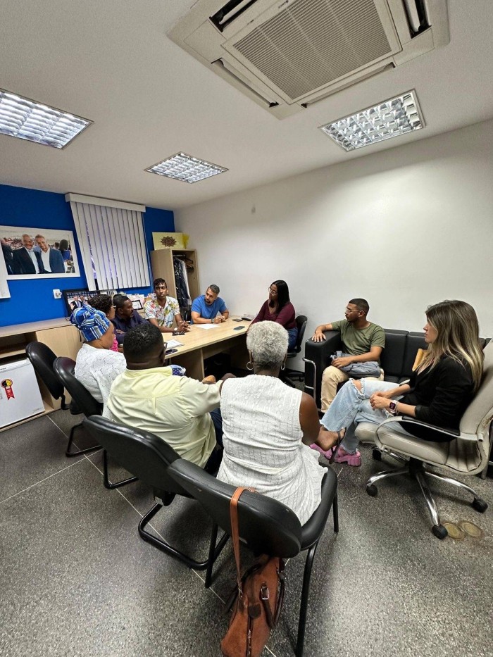 Grupo formado por movimentos sociais de Camaçari entrega Carta Aberta ao presidente Flávio Matos