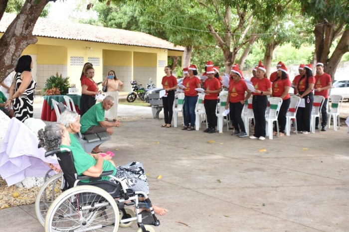 Sasc promove festa de Natal para os idosos da Vila do Ancião