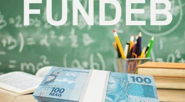 Governo paga mais R$ 10 milhões de bonificação do Fundeb para 29 mil servidores da Educação