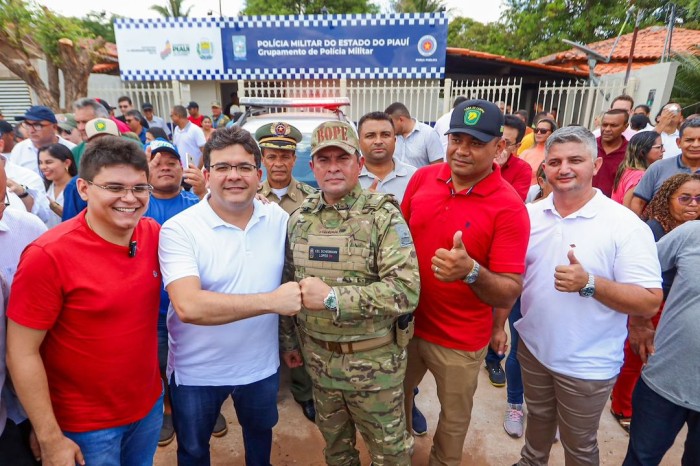 Rafael Fonteles inaugura pavimentação asfáltica e Grupamento da Polícia Militar em Miguel Alves