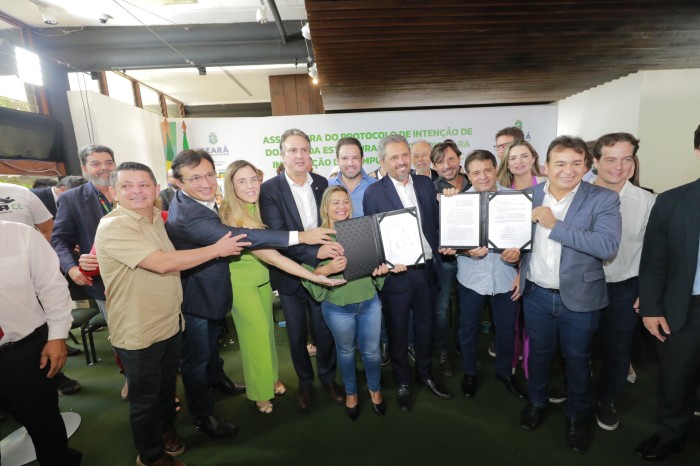 Governo do Ceará firma protocolo de intenções com UFC e União para futuras instalações do Campus Iracema
