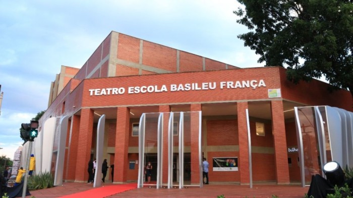 Basileu França abre 352 vagas para cursos de Artes Visuais