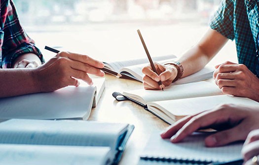 PG abre período de pré-inscrições para bolsa de estudos