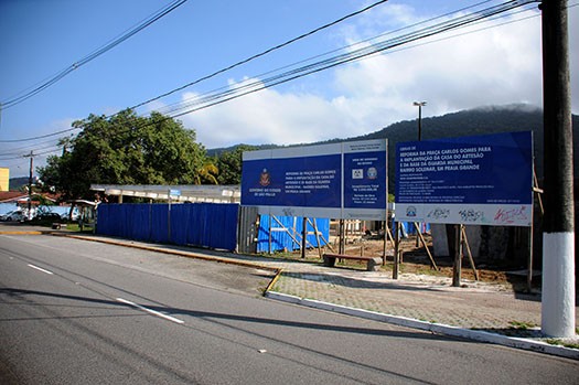 Remodelação da Praça Carlos Gomes está entrando em fase final
