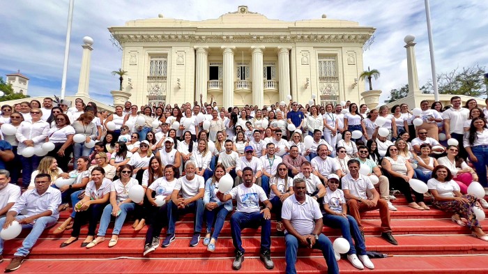 Governo abre programação do Janeiro Branco e reúne autoridades e servidores em frente ao Palácio Rio Branco