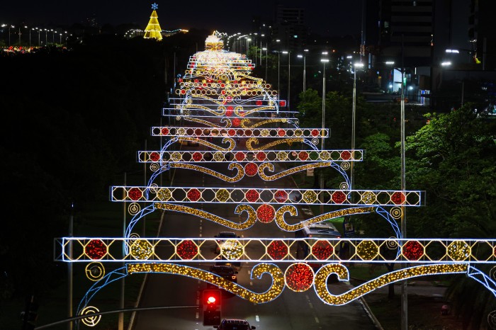 Decoração e iluminação do Natal Cidade Encantada é prorrogada até 21 de janeiro