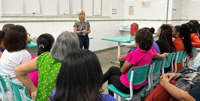 Diálogo entre gestão e colaboradores é fortalecido no Hospital da Mulher