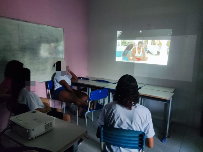 Socioeducandas do CEF participam de projetos de saúde, arte e cultura