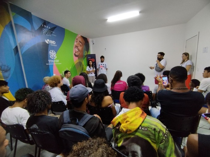 Confira as oportunidades de trabalho nos CRJs