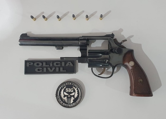 Polícia Civil prende em flagrante homem por porte ilegal de arma de fogo e ameaça