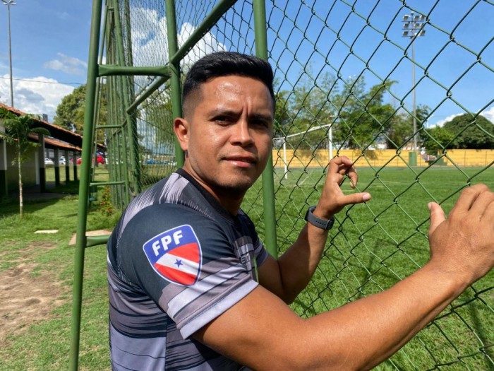 Esporte: A trajetória de um campeão, da categoria de base à beira do gramado