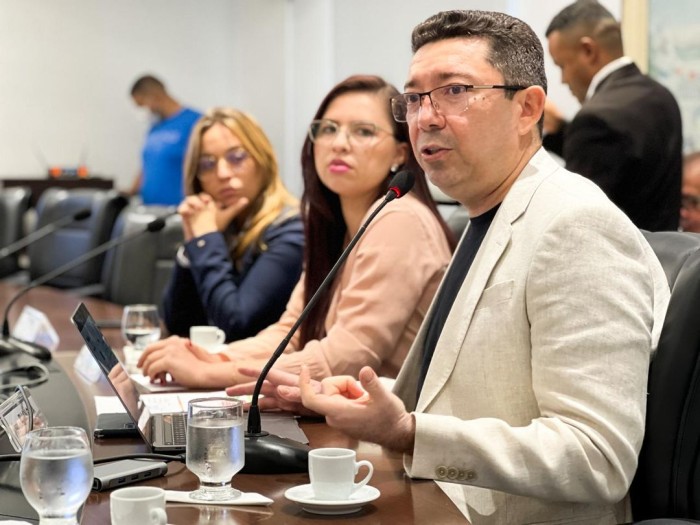 Etipi participa de reunião técnica com o Governador Rafael Fonteles