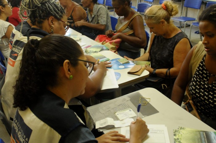 Famílias atendidas pelo temporal já estão recebendo auxílio da Prefeitura de Nova Iguaçu