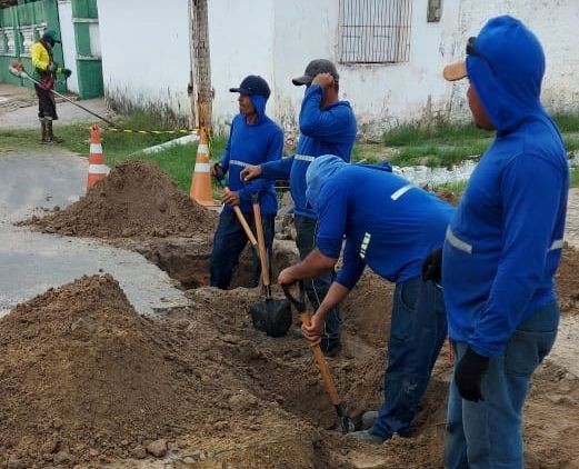 Agespisa faz interligações na rede de distribuição de água de Parnaíba para melhorar abastecimento