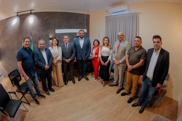 Presidente da Câmara recebe nova diretoria da Associação do Ministério Público do Maranhão