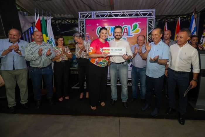 Governador repassa recursos para o Carnaval de Joaçaba e Herval D`Oeste