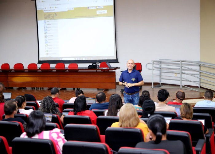 Educação estadual capacita professores das escolas do campo no sistema Simaed