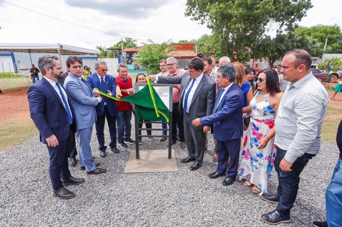 Rafael Fonteles entrega restauração da PI-111 e anuncia PPP e Centro de Visitação no Parque Sete Cidades