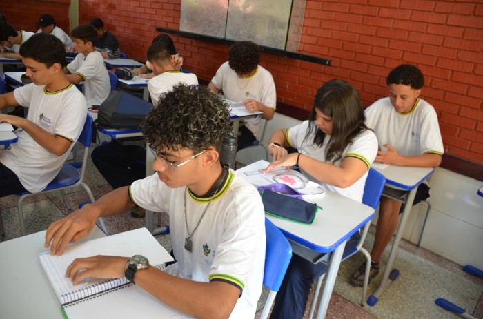 Rede estadual oferece curso técnico em conjunto com ensino médio